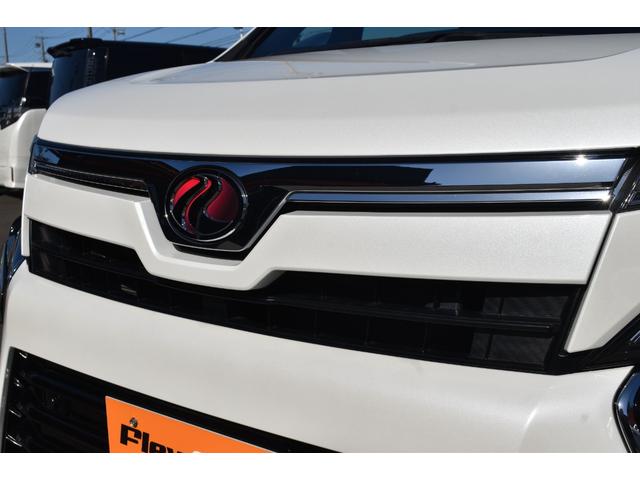 ヴォクシー ZS 煌III KUHL仕様VERZ19AW車高調LEDヘッドシグネチャーイルミLEDリフレクターTセーフティー半革シートアルパイン11inナビTVBカメラ12in後席モニター両側パワースライドドアETC取説整備手帳(21枚目)