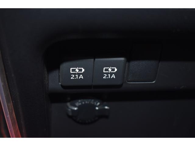 ヴォクシー ZS 煌III KUHL仕様VERZ19AW車高調LEDヘッドシグネチャーイルミLEDリフレクターTセーフティー半革シートアルパイン11inナビTVBカメラ12in後席モニター両側パワースライドドアETC取説整備手帳(55枚目)