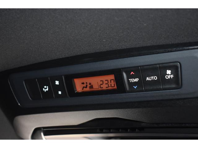 ヴォクシー ZS 煌III KUHL仕様VERZ19AW車高調LEDヘッドシグネチャーイルミLEDリフレクターTセーフティー半革シートアルパイン11inナビTVBカメラ12in後席モニター両側パワースライドドアETC取説整備手帳(67枚目)