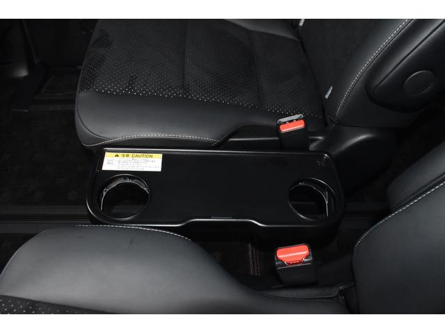 ヴォクシー ZS 煌III KUHL仕様VERZ19AW車高調LEDヘッドシグネチャーイルミLEDリフレクターTセーフティー半革シートアルパイン11inナビTVBカメラ12in後席モニター両側パワースライドドアETC取説整備手帳(69枚目)