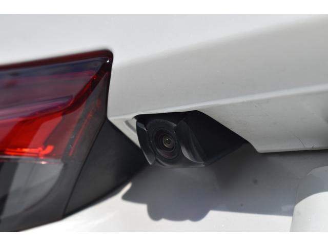 ＣＴ ＣＴ２００ｈ　バージョンＬ　ＴＲＤエアロＴＲＤ４本出しマフラー純正ＯＰ１７ＡＷＬＥＤヘッドＬＥＤフォグ革シートパワーシートシートヒーター純正ナビＴＶＢカメラＬセーフティーレーダークルーズコントロールＥＴＣカードキー取説整備手帳（33枚目）