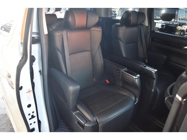 ヴェルファイア ２．５Ｚ　Ｇエディション　ＴＲＤ仕様新品ＷＯＲＫ２０ＡＷ車高調４本出しマフラーサンルーフ３眼ＬＥＤヘッドＬＥＤフォグアルパイン１１ｉｎナビＴＶＢカメラ１２ｉｎ後席モニター黒革エアシート両側パワスラパワーバックドアＴセーフティー（12枚目）