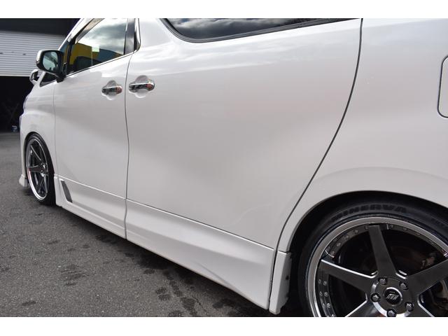 ヴェルファイア ２．５Ｚ　Ｇエディション　ＴＲＤ仕様新品ＷＯＲＫ２０ＡＷ車高調４本出しマフラーサンルーフ３眼ＬＥＤヘッドＬＥＤフォグアルパイン１１ｉｎナビＴＶＢカメラ１２ｉｎ後席モニター黒革エアシート両側パワスラパワーバックドアＴセーフティー（31枚目）