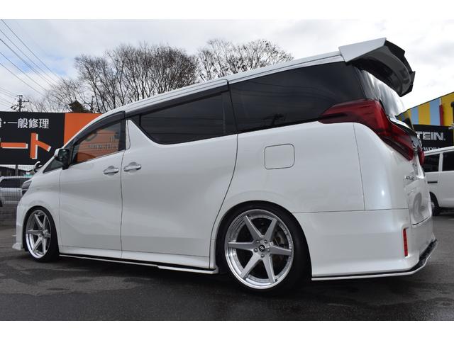 アルファード ２．５Ｓ　Ｃパッケージ　ＫＵＨＬ仕様新品ＷＯＲＫ２１ＡＷ車高調３眼ＬＥＤヘッドＬＥＤフォグＢＳＭアルパイン１１ｉｎナビＴＶＢカメラ１２ｉｎ後席モニター黒革エアシート両側パワスラＤインナーミラーＥＴＣ前後ドラレコＴセーフティー（10枚目）
