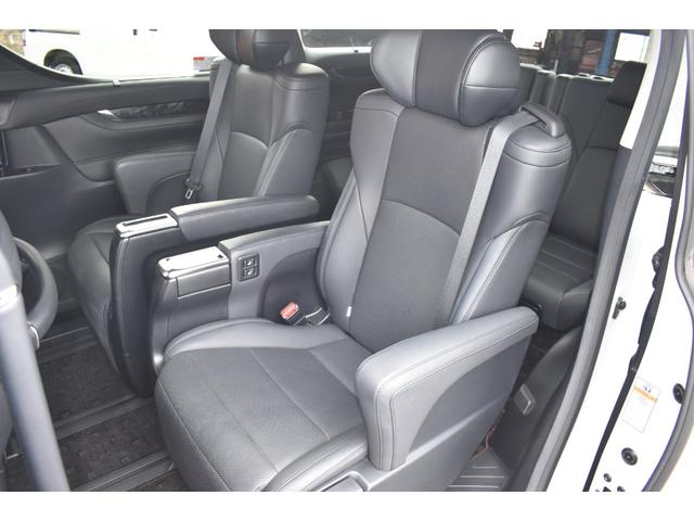 アルファード ２．５Ｓ　Ｃパッケージ　ＫＵＨＬ仕様新品ＷＯＲＫ２１ＡＷ車高調３眼ＬＥＤヘッドＬＥＤフォグＢＳＭアルパイン１１ｉｎナビＴＶＢカメラ１２ｉｎ後席モニター黒革エアシート両側パワスラＤインナーミラーＥＴＣ前後ドラレコＴセーフティー（15枚目）