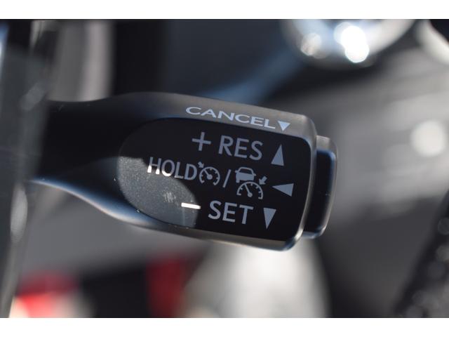 �N���[�Y�R���g���[��