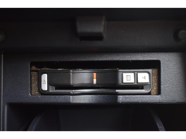 ヴェルファイア ２．５Ｚ　Ｇエディション　ＫＵＨＬ仕様ＷＯＲＫ２１ＡＷ車高調ＬＥＤヘッドアルパイン１０ｉｎナビＴＶＢカメラアルパイン１２ｉｎ後席モニター黒革調シートカバー両側パワスラパワーバックドア１００Ｖ電源ＤインナーミラーＥＴＣ１オーナー（61枚目）