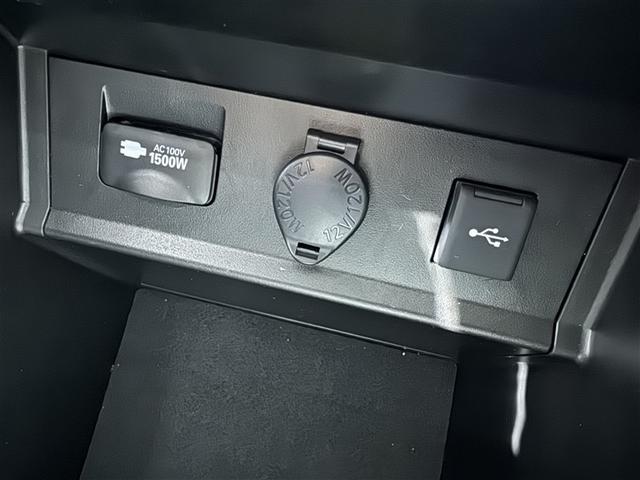 アルファードハイブリッド ＳＲ　Ｃパッケージ　メモリーナビ　ミュージックプレイヤー接続可　バックカメラ　ドライブレコーダー　ＬＥＤヘッドランプ　オートクルーズコントロール　衝突被害軽減システム　盗難防止システム（18枚目）