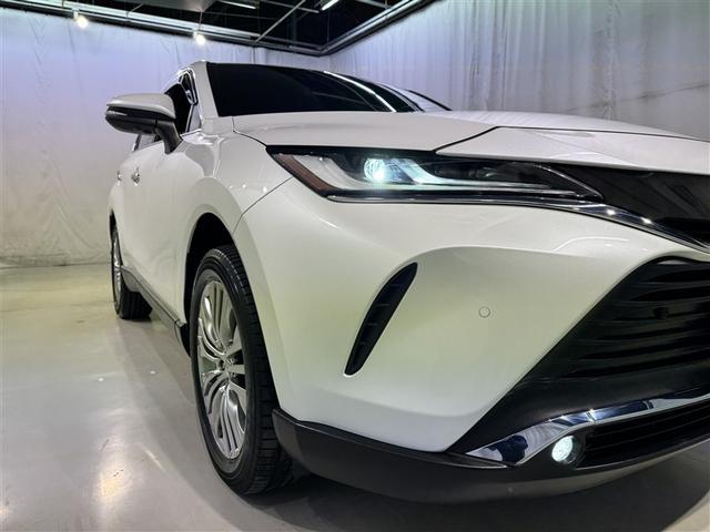 ハリアー Ｚ　メモリーナビ　ＬＥＤヘッドランプ　ミュージックプレイヤー接続可　パワーシート　ＬＥＤヘッドランプ　盗難防止システム　衝突被害軽減システム（8枚目）