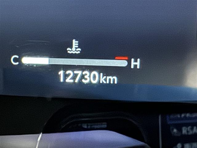 ハリアー Ｚ　メモリーナビ　ＬＥＤヘッドランプ　ミュージックプレイヤー接続可　パワーシート　ＬＥＤヘッドランプ　盗難防止システム　衝突被害軽減システム（27枚目）