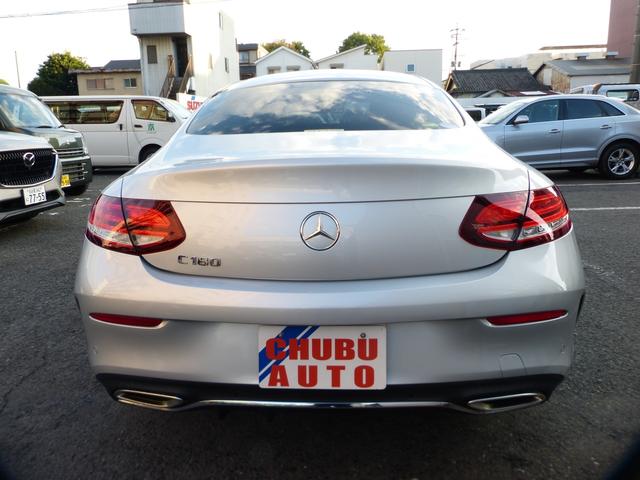 Ｃクラス Ｃ１８０クーペスポーツレザーエクスクルシブパッケージ　レーダーセーフティパッケージ　純ナビＴＶ　Ｂモニター　赤レザーシート　ＡＭＧアルミホイール　キーレスゴー　ＬＥＤヘッドライト　パノラミックルーフ　シートヒーター　パワーシート　ヘッドアップディスプレイ（5枚目）