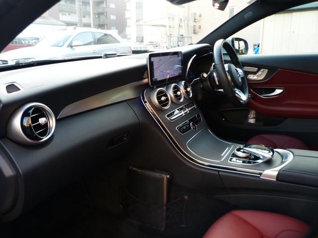 Ｃクラス Ｃ１８０クーペスポーツレザーエクスクルシブパッケージ　レーダーセーフティパッケージ　純ナビＴＶ　Ｂモニター　赤レザーシート　ＡＭＧアルミホイール　キーレスゴー　ＬＥＤヘッドライト　パノラミックルーフ　シートヒーター　パワーシート　ヘッドアップディスプレイ（11枚目）