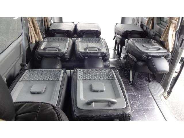 ハイエースワゴン グランドキャビン　ワンオーナー・パワースライド・リクライニング対策済・レザー調シートカバー・コーナーソナ・１６インチデイトナホイール・純正ナビ・バックカメラ・リヤフリップダウンモニター・当社オリジナルフロアーカーペット（38枚目）