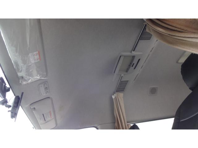 ハイエースワゴン グランドキャビン　ワンオーナー・パワースライド・リクライニング対策済・レザー調シートカバー・コーナーソナ・１６インチデイトナホイール・純正ナビ・バックカメラ・リヤフリップダウンモニター・当社オリジナルフロアーカーペット（45枚目）