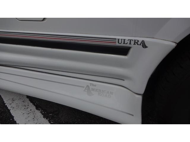 シボレーアストロ アメリカンロード　新車並行・・実走行・ハイルーフ・ツインエアコン・社外キーレス・１５インチデイトナホイール・キャプテンシート・３列目電動フルフラットシート・レザーシート・観音開き（11枚目）