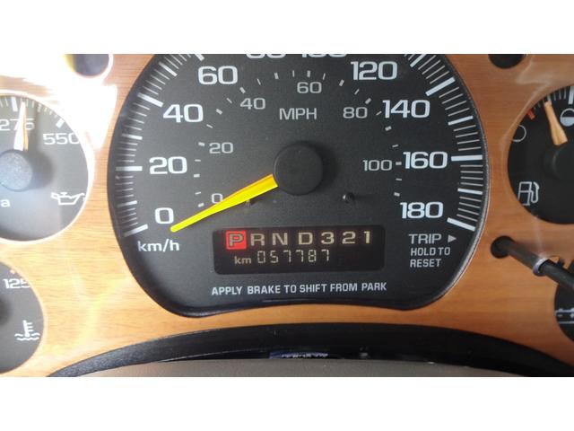 シボレーアストロ アメリカンロード　新車並行・・実走行・ハイルーフ・ツインエアコン・社外キーレス・１５インチデイトナホイール・キャプテンシート・３列目電動フルフラットシート・レザーシート・観音開き（18枚目）