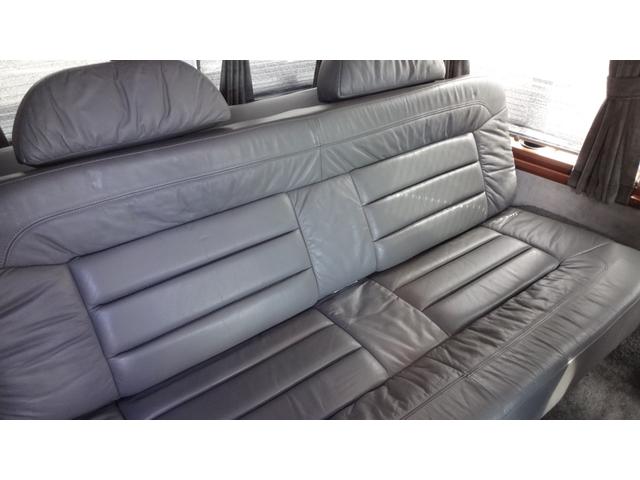 シボレーアストロ アメリカンロード　新車並行・・実走行・ハイルーフ・ツインエアコン・社外キーレス・１５インチデイトナホイール・キャプテンシート・３列目電動フルフラットシート・レザーシート・観音開き（24枚目）