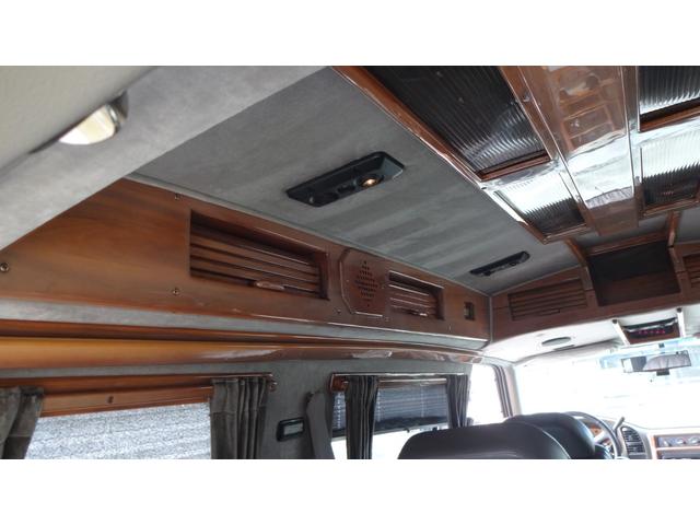 シボレーアストロ アメリカンロード　新車並行・・実走行・ハイルーフ・ツインエアコン・社外キーレス・１５インチデイトナホイール・キャプテンシート・３列目電動フルフラットシート・レザーシート・観音開き（32枚目）