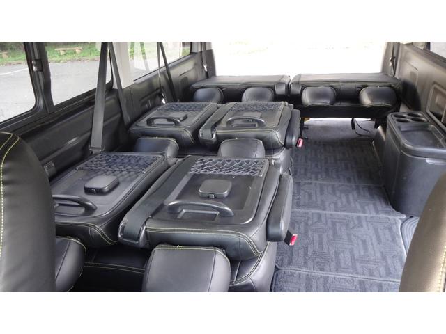 ���Б�D�]�������y�X�I���W�i���t���A�[�J�[�y�b�g�ɒ��ւ���]�̕��͂��C�y�ɂ����k�������B�����T�[�r�X�����Ⴄ�����i�΁j