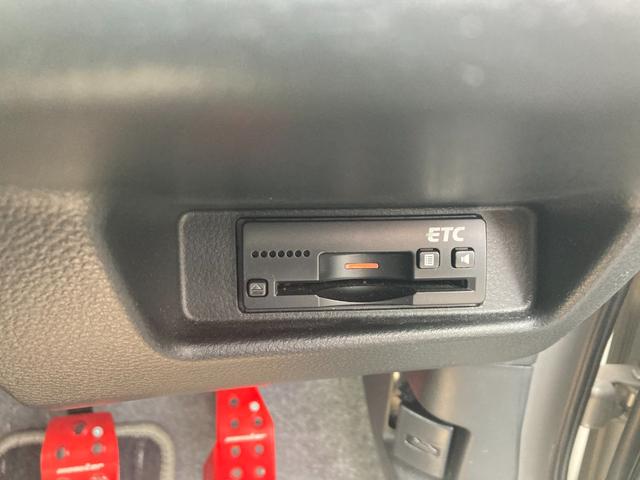 4輪駆動 5速ミッション ETC ナビ プッシュスタート スマートキー 15インチアルミホイール 4WD AWD 5速MT MT車(8枚目)