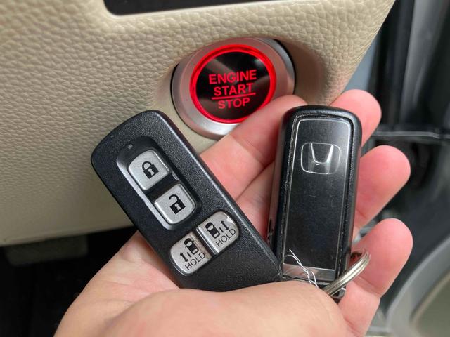 Ｎ－ＢＯＸ Ｇ・Ｌターボホンダセンシング　ドライブレコーダー　ＥＴＣ　バックカメラ　両側電動スライドドア　ナビ　クリアランスソナー　オートクルーズコントロール　レーンアシスト　衝突被害軽減システム　オートライト　ＬＥＤヘッドランプ（8枚目）