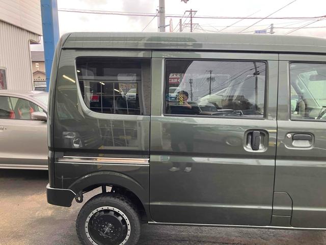 エブリイ ＰＣ　バックカメラ　両側スライドドア　クリアランスソナー　レーンアシスト　衝突被害軽減システム　ＬＥＤヘッドランプ　キーレスエントリー　アイドリングストップ　電動格納ミラー　ＣＶＴ　盗難防止システム　ＡＢＳ（28枚目）