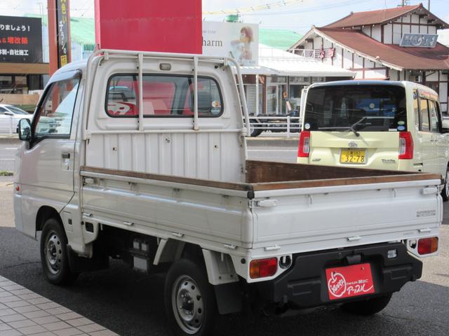 サンバートラック ＴＢ　５速マニュアル車　フロアマット　バイザー　社外アームレスト　エアコン　パワステ　三方開（34枚目）