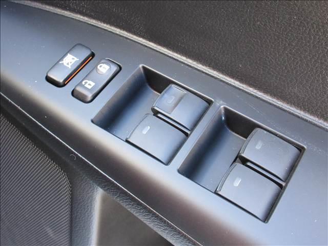 ＣＴ ＣＴ２００ｈ　“ｖｅｒｓｉｏｎ　Ｃ”　純正ナビ　フルセグＴＶ　バックカメラ　ＥＴＣ　ハーフレザーシート　ＬＥＤヘッドライト　運転席メモリー付きパワーシート　前ドラレコ　レクサスセーフティシステム（11枚目）