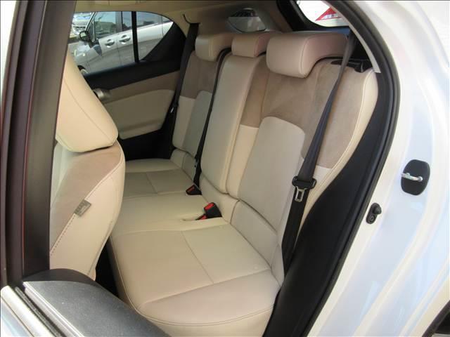 ＣＴ ＣＴ２００ｈ　“ｖｅｒｓｉｏｎ　Ｃ”　純正ナビ　フルセグＴＶ　バックカメラ　ＥＴＣ　ハーフレザーシート　ＬＥＤヘッドライト　運転席メモリー付きパワーシート　前ドラレコ　レクサスセーフティシステム（25枚目）