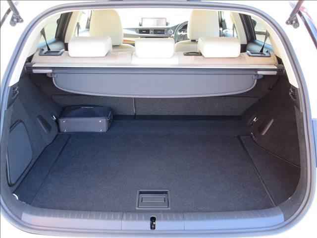 ＣＴ ＣＴ２００ｈ　“ｖｅｒｓｉｏｎ　Ｃ”　純正ナビ　フルセグＴＶ　バックカメラ　ＥＴＣ　ハーフレザーシート　ＬＥＤヘッドライト　運転席メモリー付きパワーシート　前ドラレコ　レクサスセーフティシステム（28枚目）