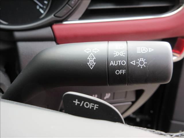 MAZDA3ファストバック 20S ツーリング バーガンディレザーパッケージ 別グレード18インチアルミホイール ETCオプション革製シフトノブ 純正ナビ フルセグTV TVキャンセラー 前後ドラレコ 全方位モニター(7枚目)