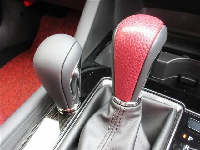 MAZDA3ファストバック 20S ツーリング バーガンディレザーパッケージ 別グレード18インチアルミホイール ETCオプション革製シフトノブ 純正ナビ フルセグTV TVキャンセラー 前後ドラレコ 全方位モニター(16枚目)