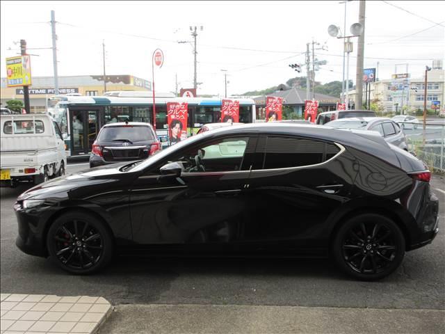 MAZDA3ファストバック 20S ツーリング バーガンディレザーパッケージ 別グレード18インチアルミホイール ETCオプション革製シフトノブ 純正ナビ フルセグTV TVキャンセラー 前後ドラレコ 全方位モニター(45枚目)