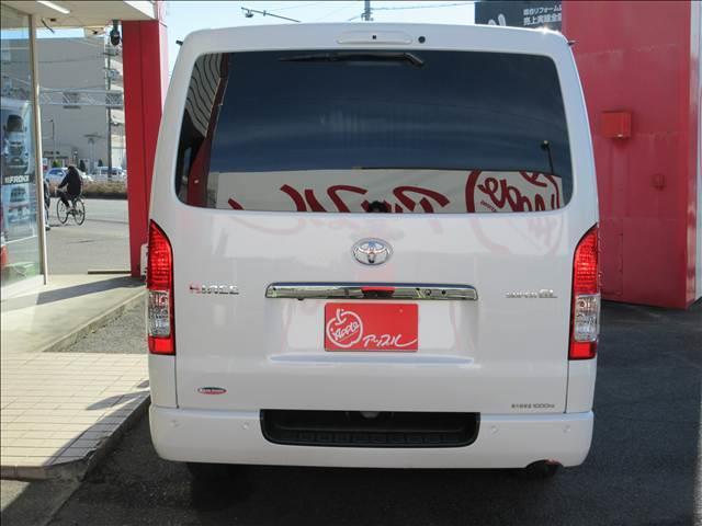 ハイエースバン ディーセル　スーパーＧＬ　ダークプライムＩＩ　純正ナビ　フルセグＴＶ　バックカメラ　ＴＲＤフロントスポイラー　Ｖｅｈｉｃｌｅ　フロアマット・虫除けネット　ホクトレーシング１６インチＡＷ　純正エンジンスターターリモコン　純正カーテンセット（58枚目）