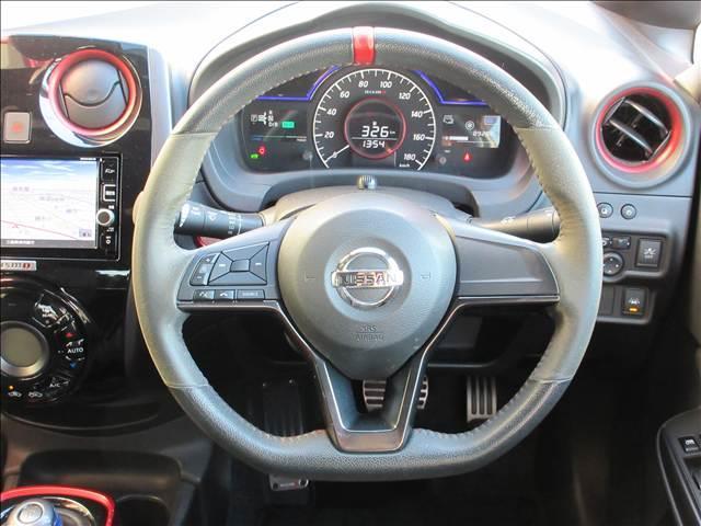 ノート e-POWER NISMO 純正ナビ フルセグTV アラウンドビューモニター デジタルインナミラーETC ステアリングスイッチ エマージェンシーブレーキ 純正AW オートエアコン(3枚目)