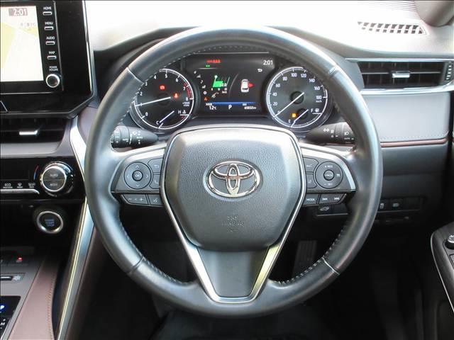 ハリアー G 純正ナビ フルセグTV バックカメラ デジタルインナーミラーハーフレザーシート パワーシート ビルトインETC トヨタセーフティセンス クルーズコントロール(3枚目)