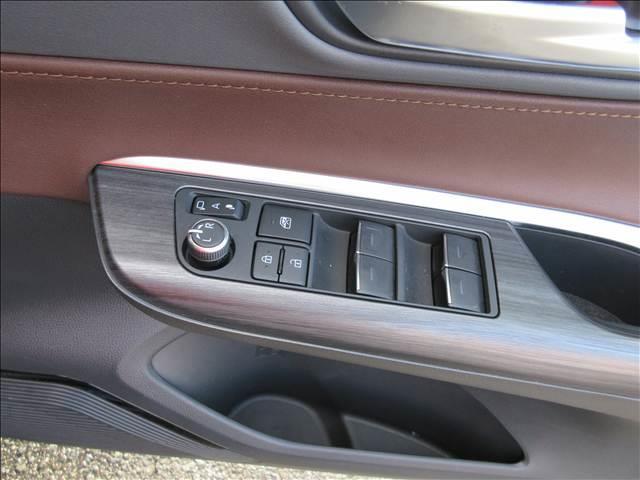 ハリアー G 純正ナビ フルセグTV バックカメラ デジタルインナーミラーハーフレザーシート パワーシート ビルトインETC トヨタセーフティセンス クルーズコントロール(10枚目)