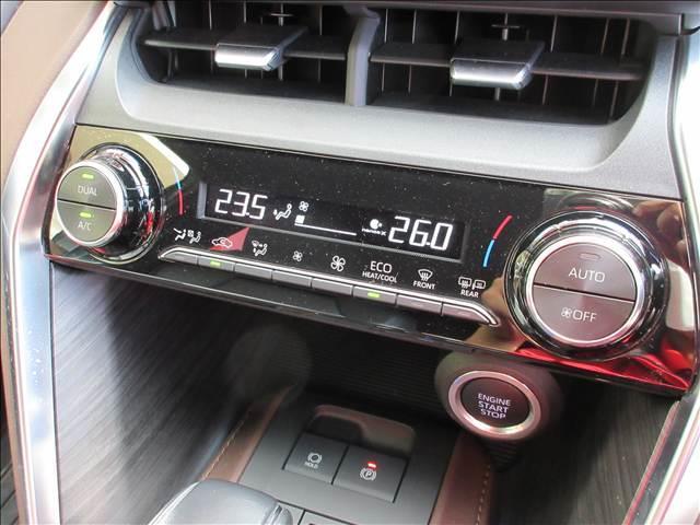 ハリアー G 純正ナビ フルセグTV バックカメラ デジタルインナーミラーハーフレザーシート パワーシート ビルトインETC トヨタセーフティセンス クルーズコントロール(16枚目)