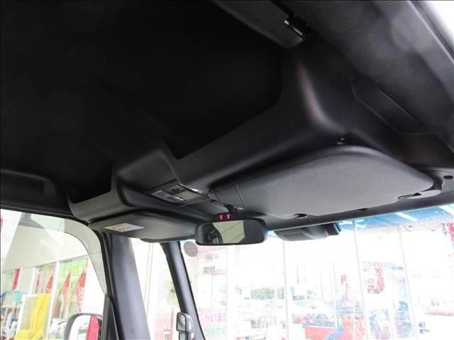 Ｎ－ＢＯＸカスタム カスタム　Ｌターボ　ＳＴＹＬＥ＋　ＢＬＡＣＫ　純正８インチナビ　フルセグＴＶ　バックカメラ　ＯＰルーフコンソールＯＰリモコンエンジンスターター　ＯＰ両側ワンタッチ式スライドドア　１５インチブラック塗装ＡＷ（5枚目）