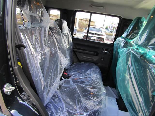 ジムニーノマド ＦＣ　登録済未使用車　メーカ保証継承付き　メーカー保証Ｒ１０年まで　５速マニュアル　４ＷＤ　シートヒーター　ＬＥＤヘッドライト　衝突被害軽減ブレーキ（18枚目）