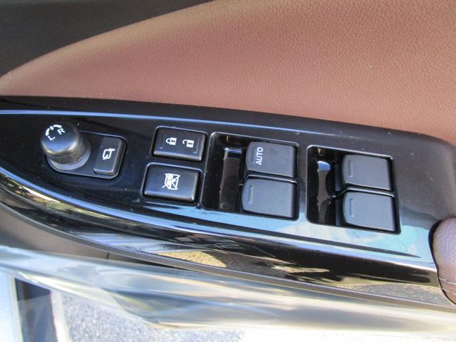 フロンクス ベースグレード　９インチナビ　全方位カメラ　スズキコネクト　ＥＴＣ　ドラレコ　ＵＳＢ電源ソケット　Ｂｌｕｅｔｏｏｔｈ　衝突被害軽減システム　車線逸脱警報機能　アダプティブクルーズコントロール　新車メーカー保証（15枚目）