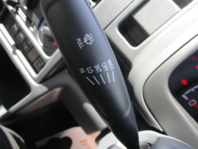 ミニキャブトラック 　４ＷＤ　４速オートマチック　ＬＥＤライト　キーレスエントリー　エアコン　アクセサリーソケット　荷台ステップ　オートライトコントロール　衝突吸収ボディ　パワーステアリング　パワーウインドー　保証付（32枚目）