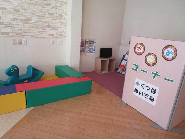 エブリイワゴン PZターボスペシャル ハイルーフ バックアイカメラ付きディスプレイオーディオ 両側電動スライドドア 電動オートステップ デュアルカメラブレーキサポート ふらつき警報機能 ハイビームアシスト 誤発進抑制機能 新車メーカー保証(35枚目)