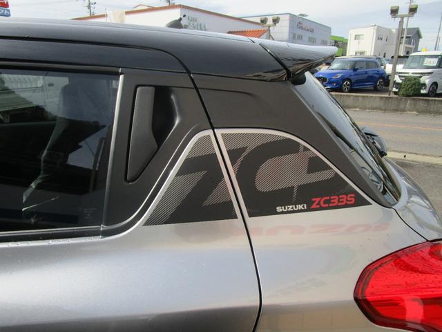 スイフトスポーツ ＺＣ３３Ｓ　ファイナルエディション　ナビ　バックカメラ　衝突被害軽減システム　ＬＥＤライト　シートヒーター　リヤパーキングセンサー　ハイビームアシスト　車線逸脱抑制機能　フルオートエアコン　パワーステアリング（9枚目）