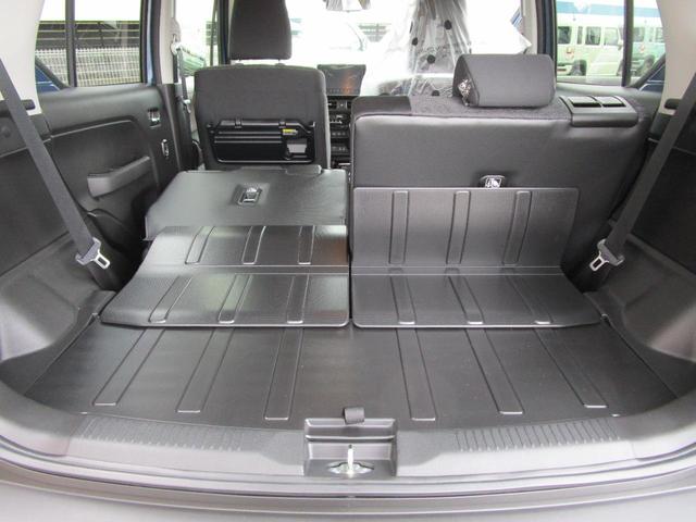 �^�]�ȑ�����ȑ��̊Ԃɂ̓Z���^�R���\�[�����t���Ă��܂��B��i�݌v�Ȃ̂ŐF�X�ȕ������[�ł��܂��B