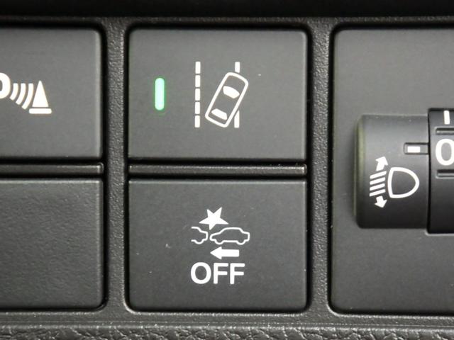 Ｎ－ＯＮＥ ＲＳ　純正８インチナビＶＸＵ－２２７ＮＢｉ　ＥＴＣ　シートヒーター　衝突軽減ブレーキ　バックモニター　ＬＥＤヘッドライト　純正アルミ（17枚目）