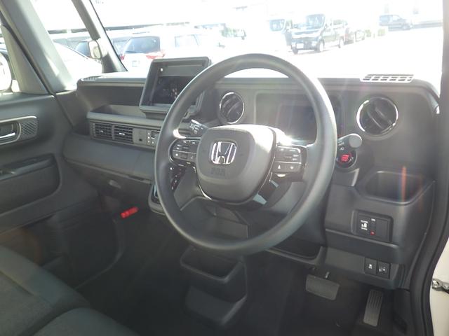 ★フロントシート★自然な姿勢のままでいられるシートが、運転しやすさと疲れにくさを感じさせてくれるはずです♪