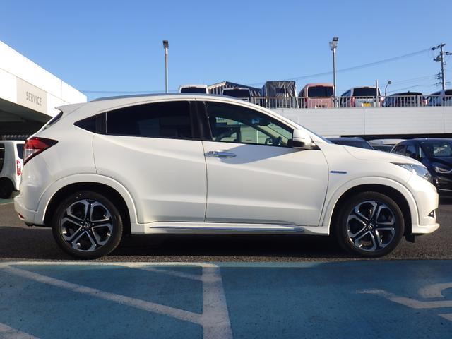 ヴェゼル ハイブリッドZ・ホンダセンシング 純正ナビVXM-175VFi ETC シートヒーター 純正アルミ LEDヘッドライト バックモニター 衝突軽減ブレーキ(6枚目)