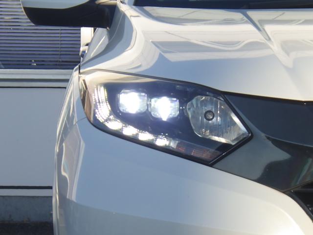 ヴェゼル ハイブリッドZ・ホンダセンシング 純正ナビVXM-175VFi ETC シートヒーター 純正アルミ LEDヘッドライト バックモニター 衝突軽減ブレーキ(11枚目)