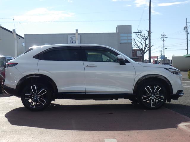 ヴェゼル ｅ：ＨＥＶＺ　ホンダコネクトナビ　ＥＴＣ　前後純正ドラレコ　シートヒーター　マルチビューカメラ　衝突軽減ブレーキ　バックモニター　パワーテールゲート（6枚目）